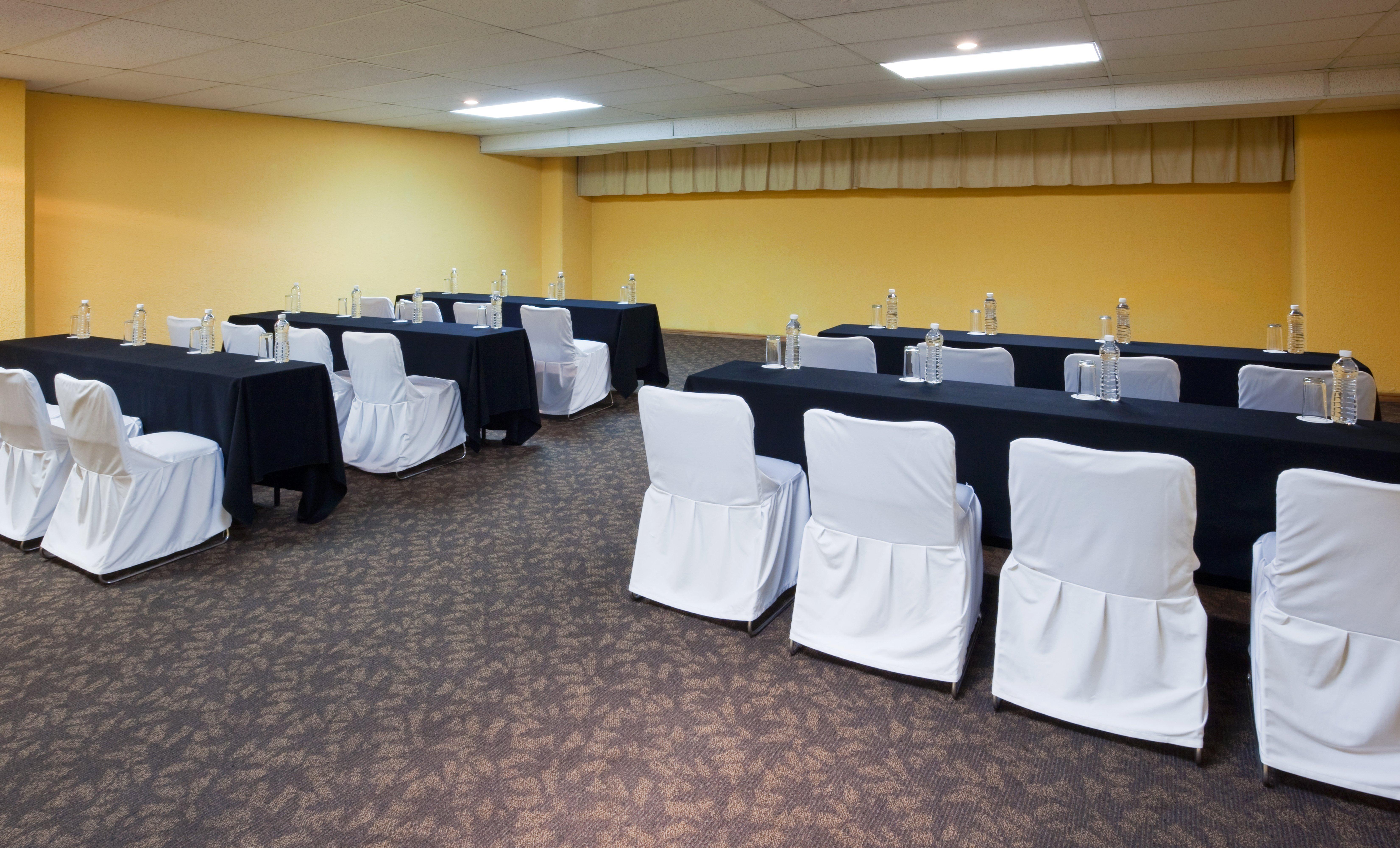Holiday Inn Queretaro Zona Diamante By Ihg Exterior photo